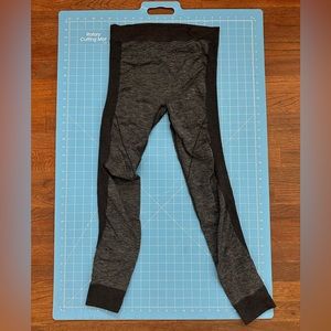 Lululemon leggings.